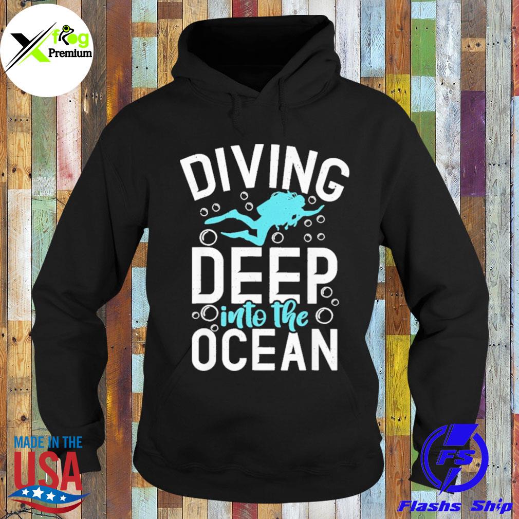 Diving deep into the ocean s Hoodie