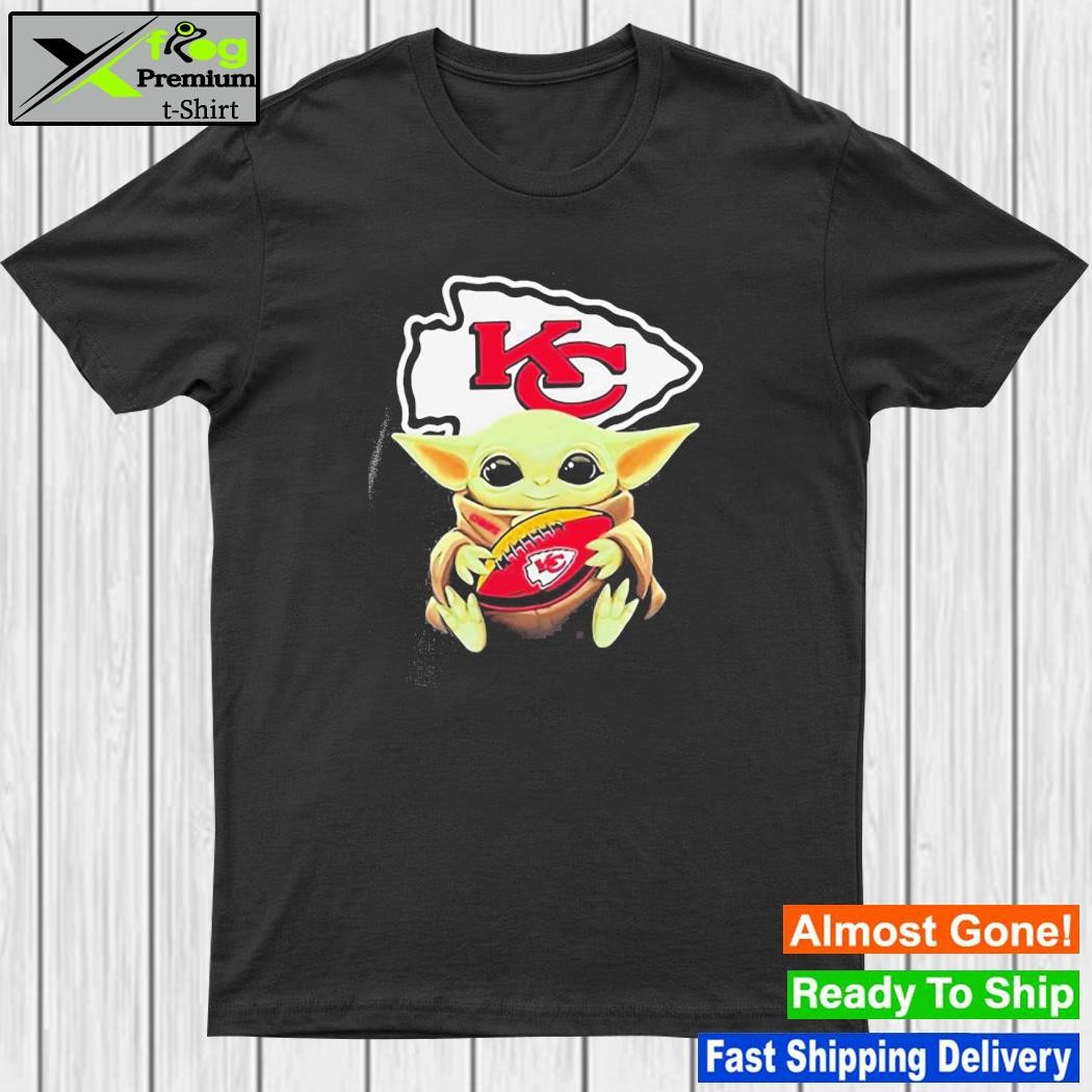 Official baby Yoda Hug Football Kansas City Chiefs Logo Shirt
