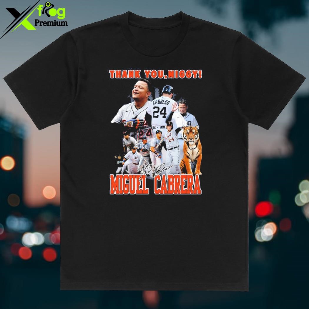 Miggy 3,000 | T-Shirt